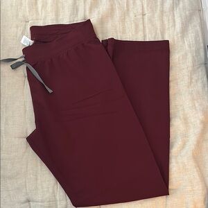 FIGS Large Tall Burgundy scrub Pants with Gray Tie